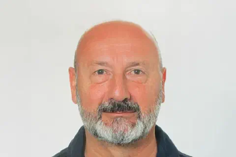 Dr. Johan Van Erum